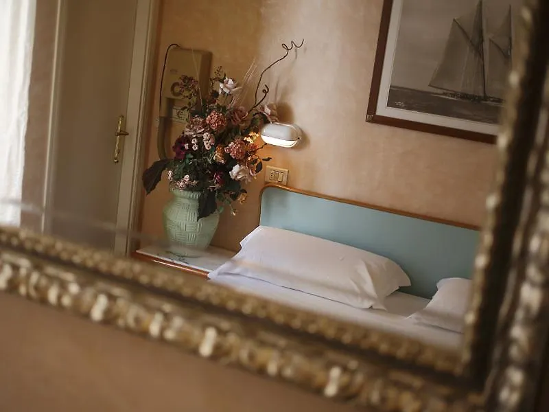 Hotel Villa Katia 里米尼